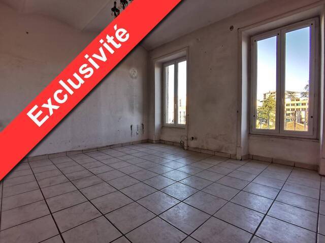 Vente Appartement 3 pièces 79 m² Aubenas 07200