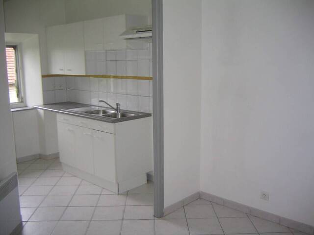 Location Appartement 3 pièces 68 m² Ruoms 07120