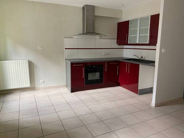 Location Appartement 2 pièces 39 m² Vals-les-Bains 07600