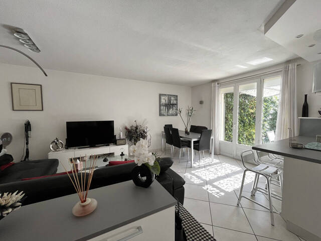 Vente Appartement 4 pièces 80 m² Guilherand-Granges 07500