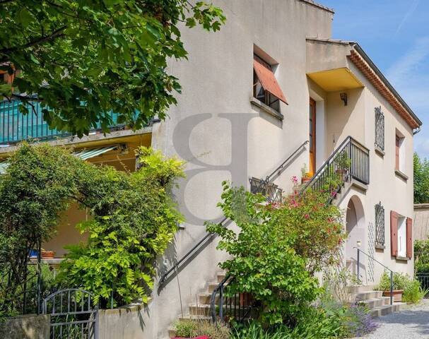 Vente Maison 5 pièces 190 m² Nyons 26110