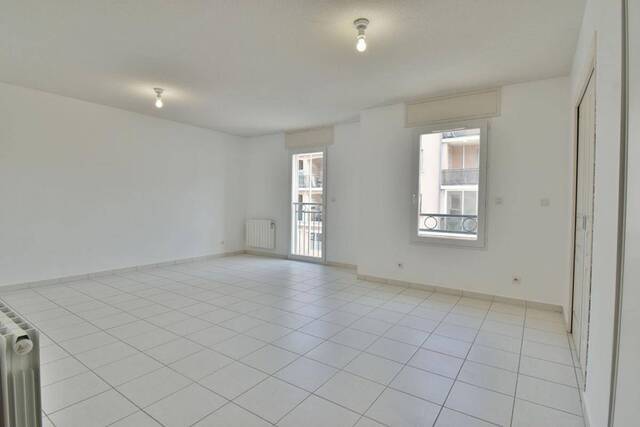 Location Appartement 2 pièces 57 m² Portes-lès-Valence 26800