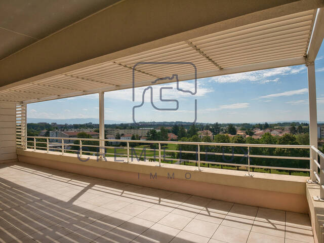 Vente Appartement 4 pièces 123 m² Guilherand-Granges 07500