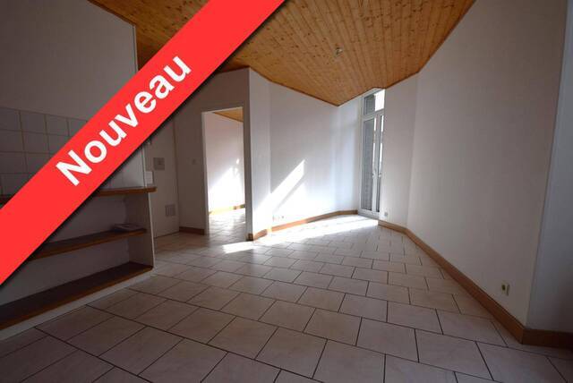 Location Appartement 2 pièces 35 m² Aubenas 07200