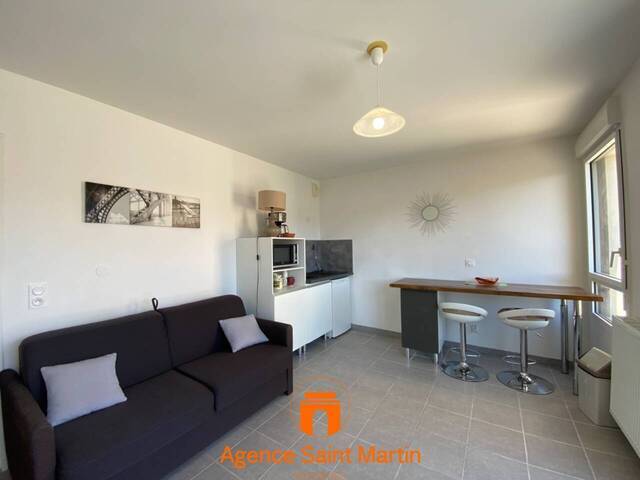 Location Appartement 1 pièce 33 m² Montélimar 26200