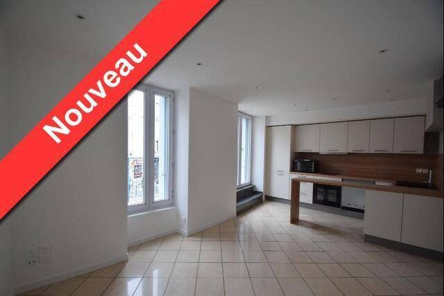 Location Appartement 2 pièces 46 m² Aubenas 07200