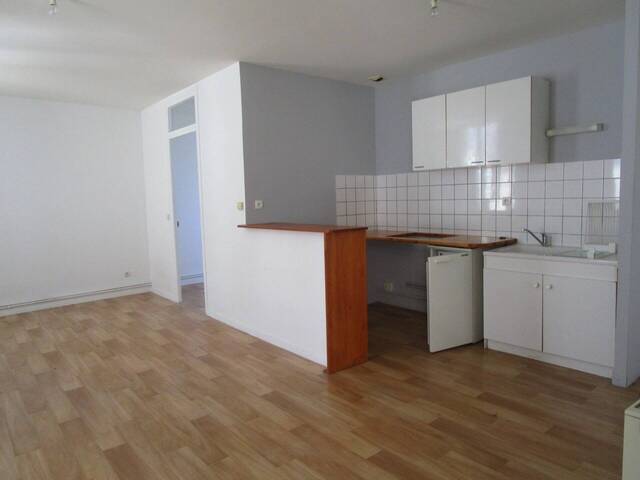 Location Appartement 2 pièces 42 m² Bourg-lès-Valence 26500