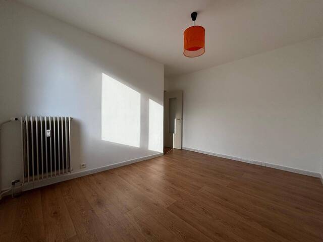 Location Appartement 2 pièces 39 m² Aubenas 07200