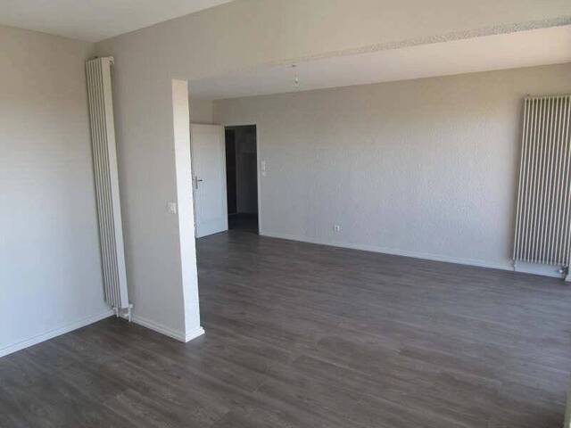 Location Appartement 3 pièces 79 m² Valence 26000