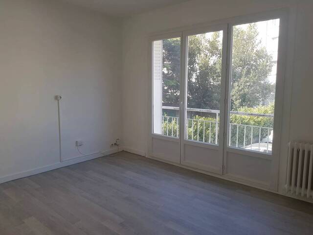 Location Appartement 3 pièces 58 m² Valence 26000