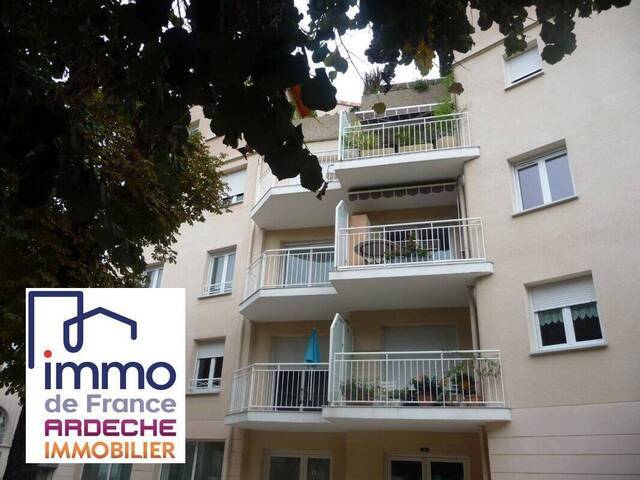 Location Appartement 3 pièces 64 m² Privas 07000