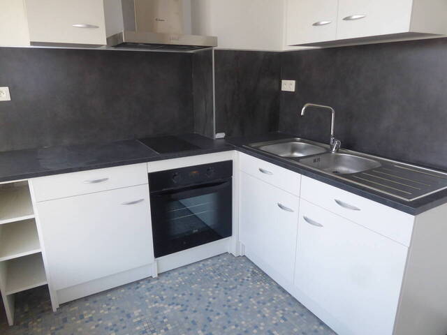 Location Appartement 2 pièces 39 m² Aubenas 07200