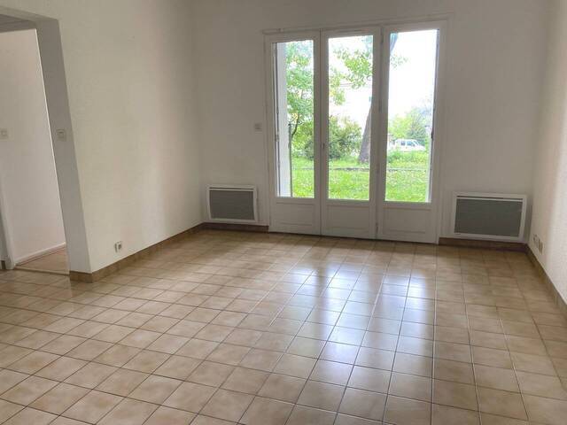 Location Appartement 2 pièces 37 m² Aubenas 07200