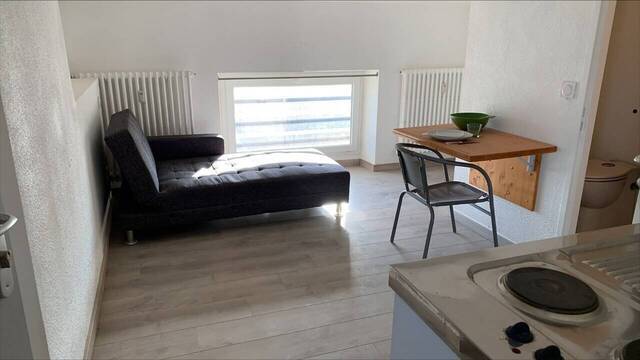 Location Appartement 1 pièce 16 m² Aubenas 07200