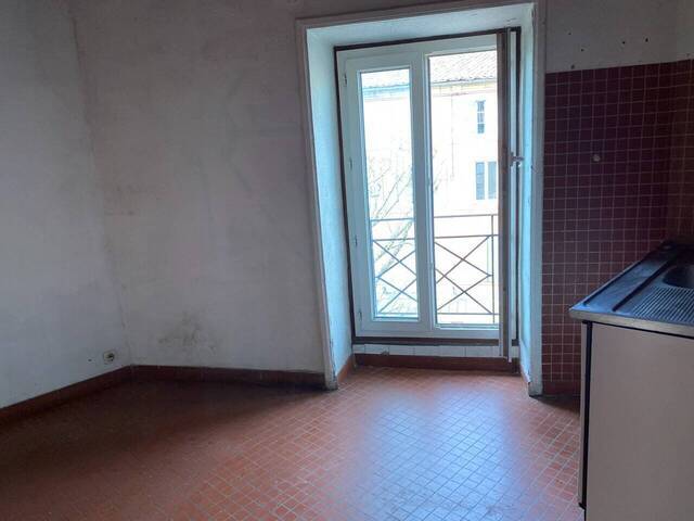 Vente Appartement 2 pièces 32 m² Aubenas 07200