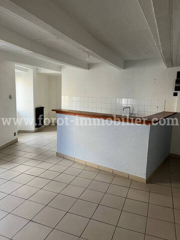 Location Appartement 2 pièces 45 m² Alboussière 07440