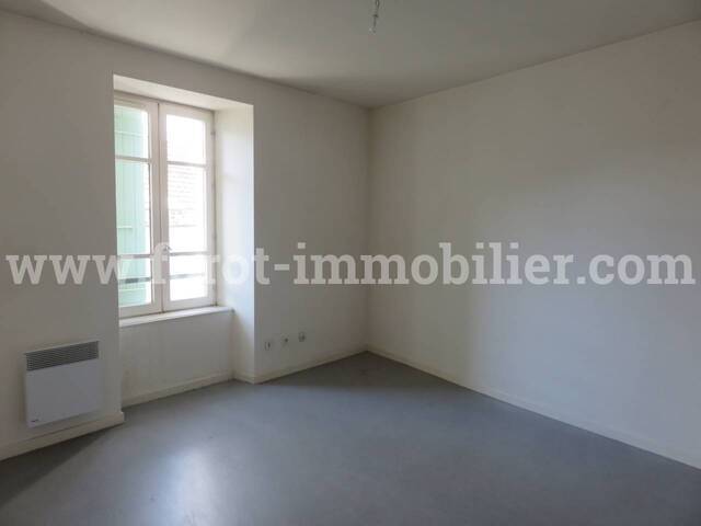 Location Appartement 3 pièces 52 m² Lamastre 07270