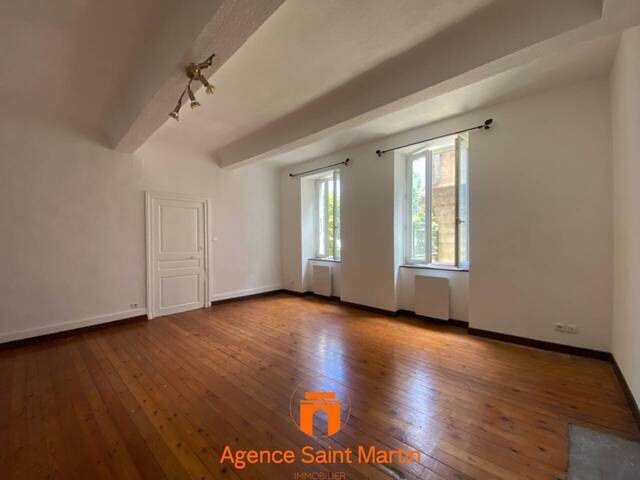 Location Appartement 3 pièces 73 m² Rochemaure 07400