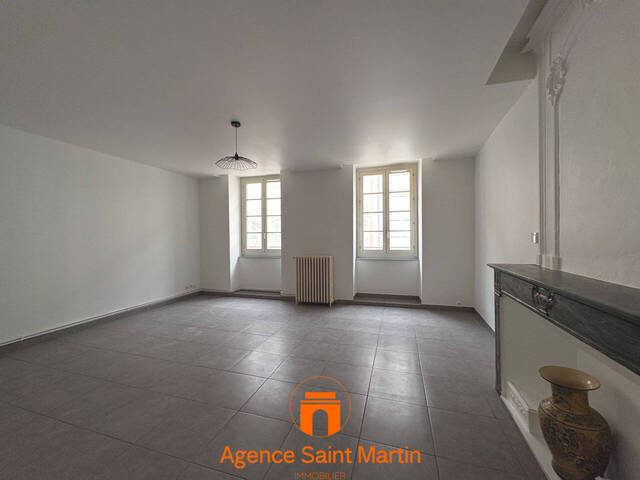 Location Appartement 2 pièces 61 m² Montélimar 26200