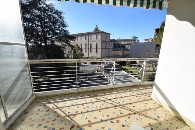 Vente Appartement 3 pièces 66 m² Aubenas 07200