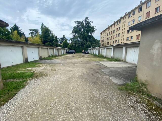 Location Parking Romans-sur-Isère 26100