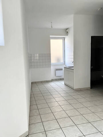 Location Appartement 1 pièce 28 m² Annonay 07100