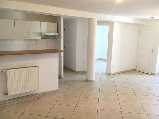 Location Appartement 2 pièces 49 m² Bourg-lès-Valence 26500