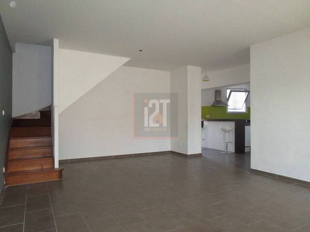 Sold Apartment 5 rooms Nîmes 30000 125.3 m²