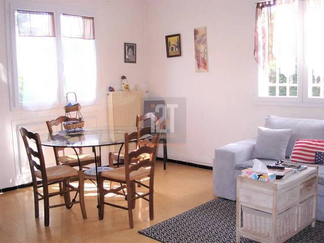 Sold House 4 rooms Beaucaire 30300 80 m²