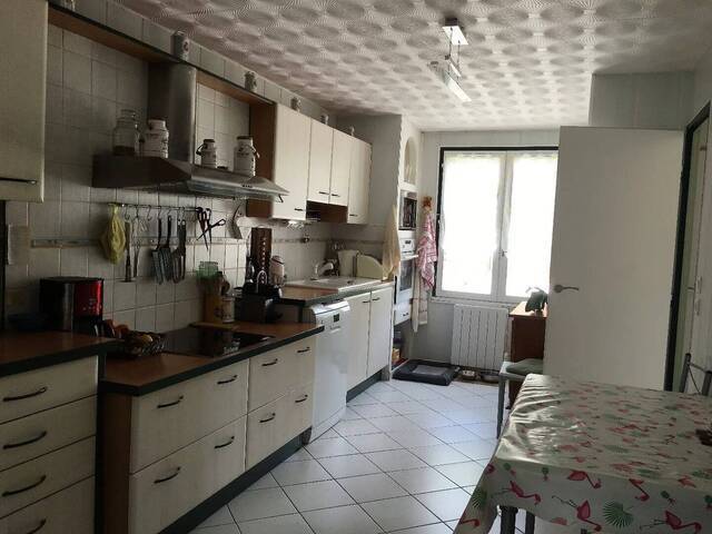 Vendu Maison 5 pièces Théziers 30390 146.96 m²