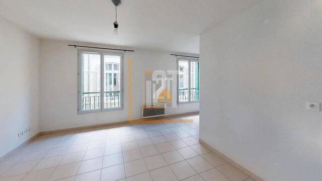 Sale Apartment 1 room Nîmes 30000 27.83 m²