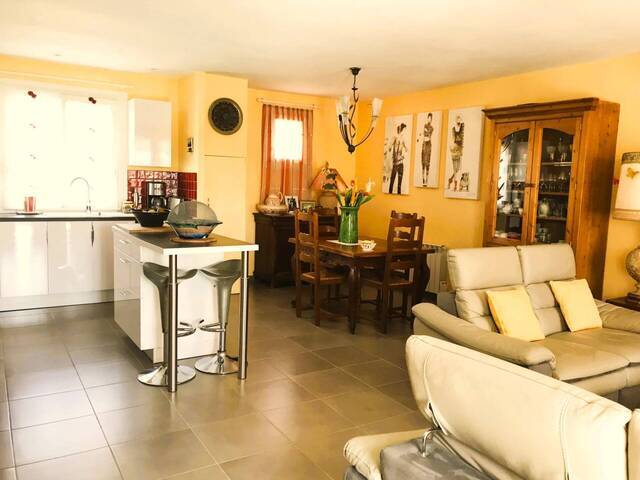 Sold House 4 rooms Nîmes 30000 86.15 m²