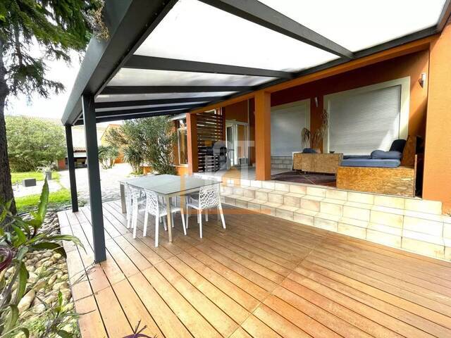 Sale House 5 rooms Redessan 30129 160 m²