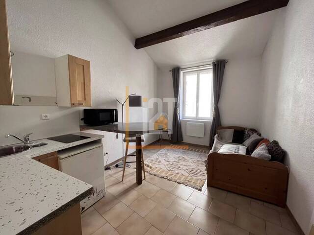Rent Apartment 1 room Nîmes 30000 21 m²