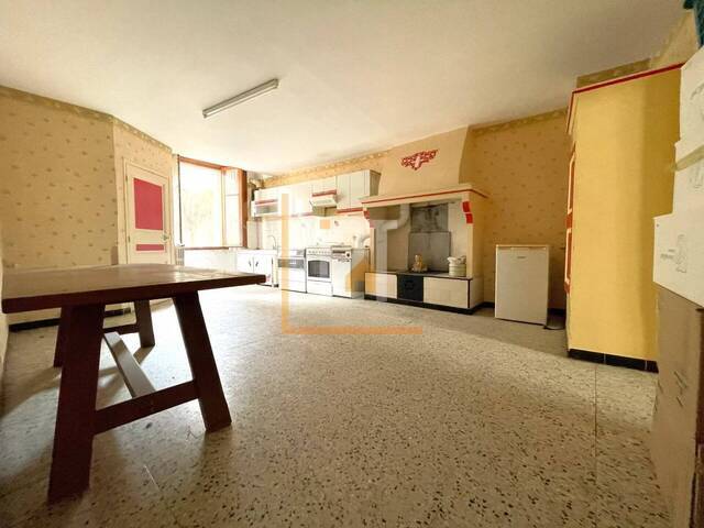 Sale House 5 rooms Beaucaire 30300 103.31 m²