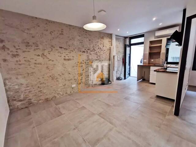 Rent Apartment 2 rooms Nîmes 30000 38 m²