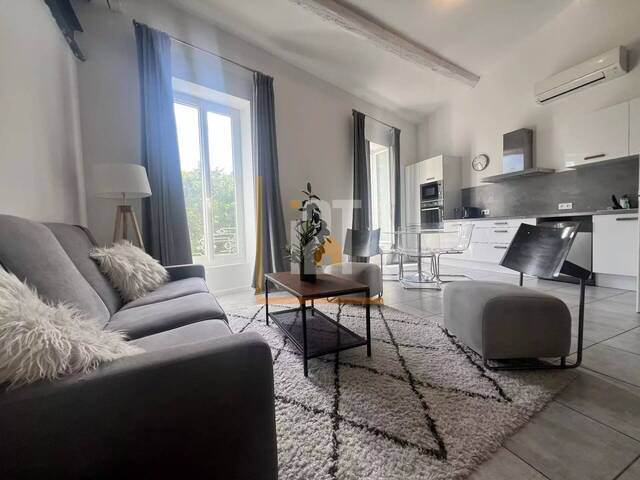 Vente Appartement 5 pièces Nîmes 30000 82.5 m²