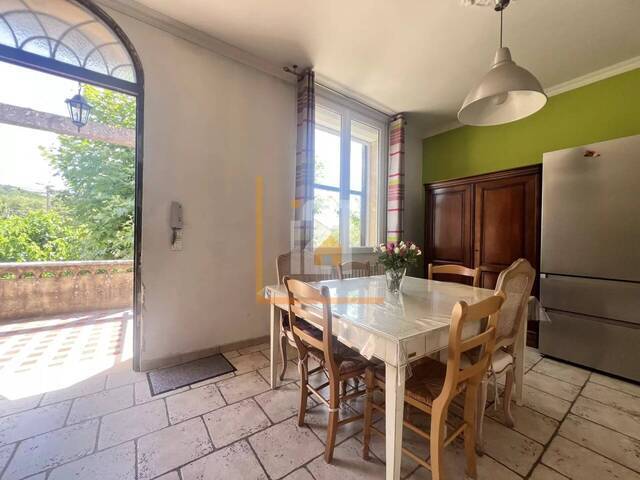 Sale House 7 rooms Sainte-Anastasie 30190 217 m²