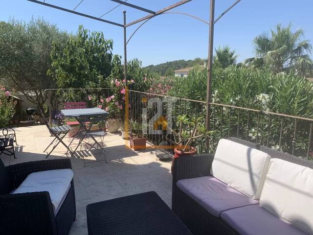 Vente Maison 4 pièces Nîmes 30000 105 m²