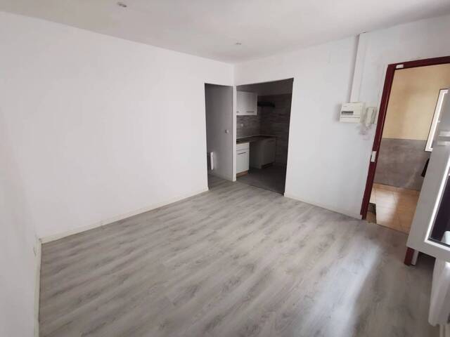 Location Appartement 1 pièce Nîmes 30000 27.1 m²