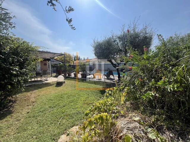 Sale House 5 rooms La Calmette 30190 132 m²