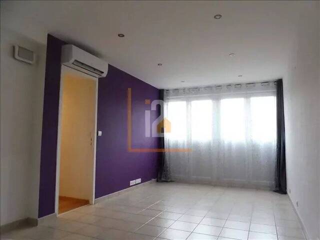 Location Appartement 3 pièces Nîmes 30000 59 m²