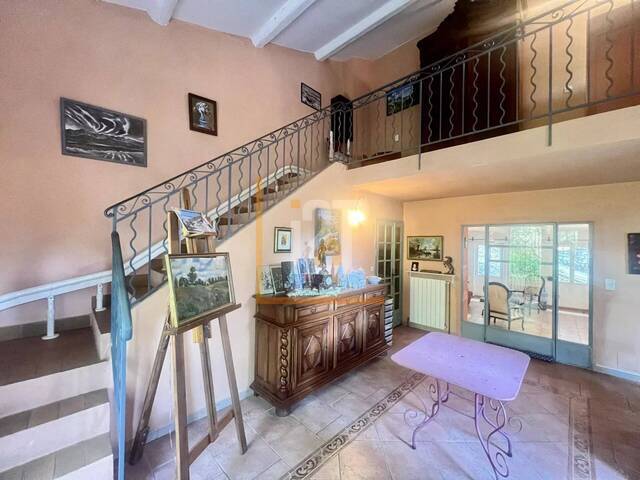 Vente Maison 7 pièces Uzès 30700 174 m²