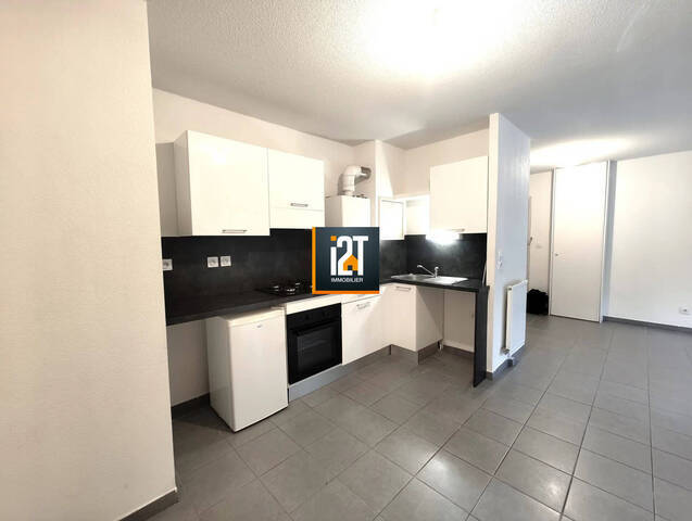 Vente Appartement 2 pièces Nîmes 30900 53 m²