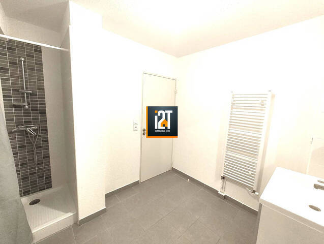 Vente Appartement 2 pièces Nîmes 30900 53 m²