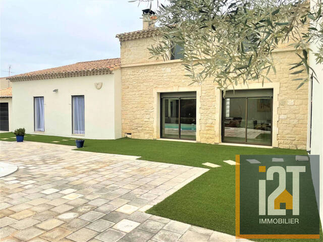 Vente Maison 6 pièces Beaucaire 30300 179 m²