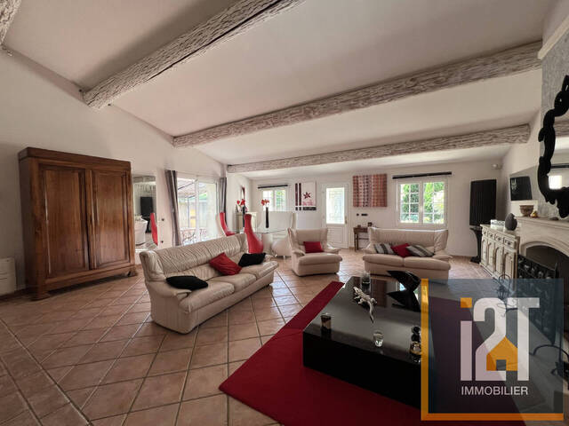 Vente Maison 5 pièces Générac 30510 180 m²