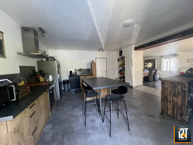 Vente Maison 5 pièces Saint-Chaptes 30190 170 m²