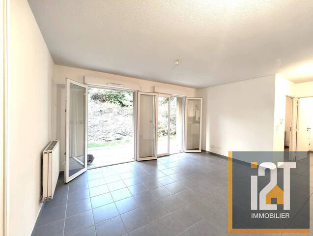 Vente Appartement 2 pièces Nîmes 30900 53 m²