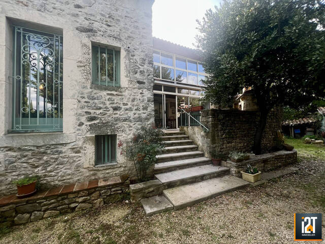 Vente Maison 4 pièces Uzès 30700 174 m²